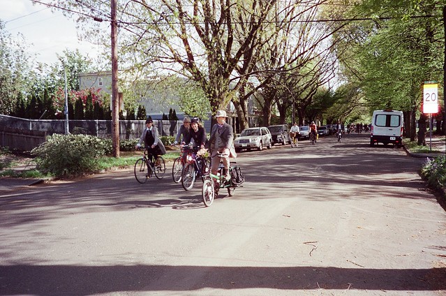 Portland Tweed Ride 2024 departs Brooklyn. 21 April 2024