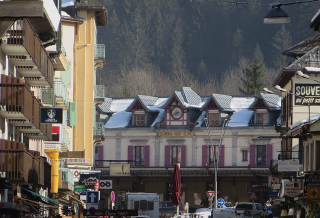 Promenade chamoniarde, la gare, Chamonix-Mont Blanc, Haute-Savoie, Auvergne Rhône-Alpes, France.