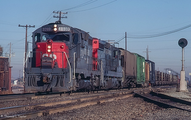 SP 3709-4315 Tracy bound freight