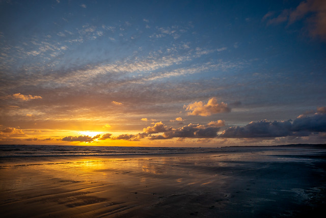 Sunrays at Sunset, Mocrocks Beach, April 2024