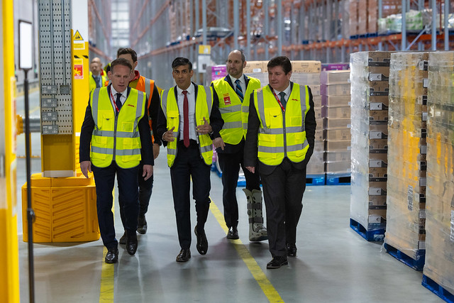 The Prime Minister holds a PM Connect at DHL