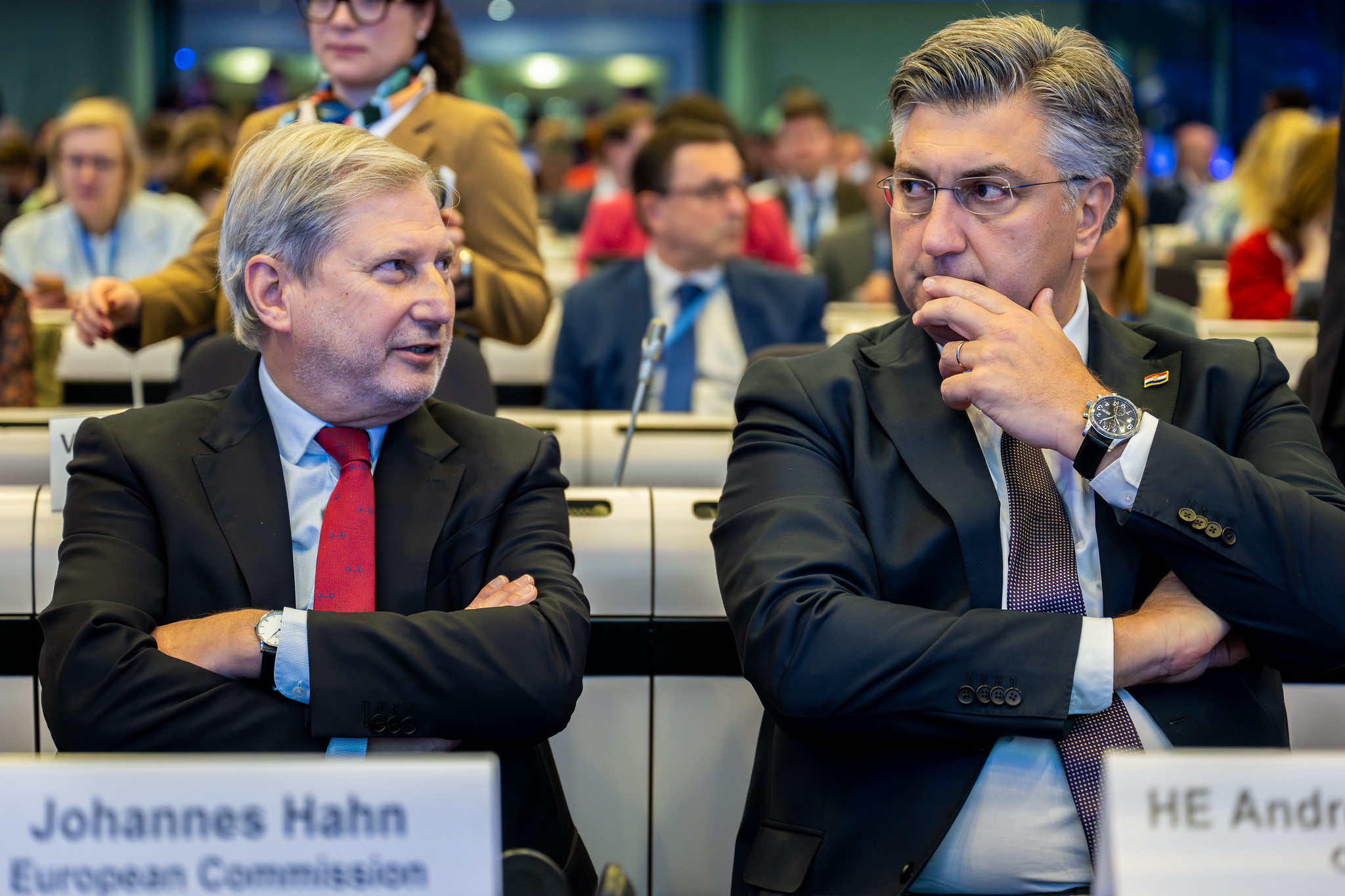 Commissioner Hahn all'evento sul Budget; crediti © Presidenza belga del Consiglio dell'Unione europea / Julien Nizet