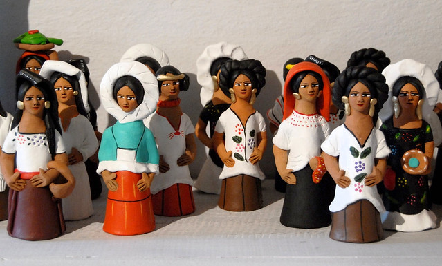 Mexico Oaxaca Pottery Women Mujeres Guillermina Aguilar Folk Art