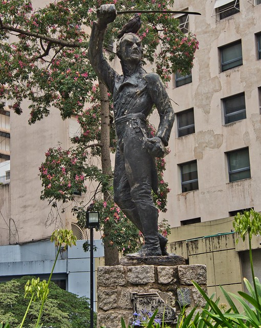 2024 - Buenos Aires - 89 of - Estatua a Santiago de Liniers.