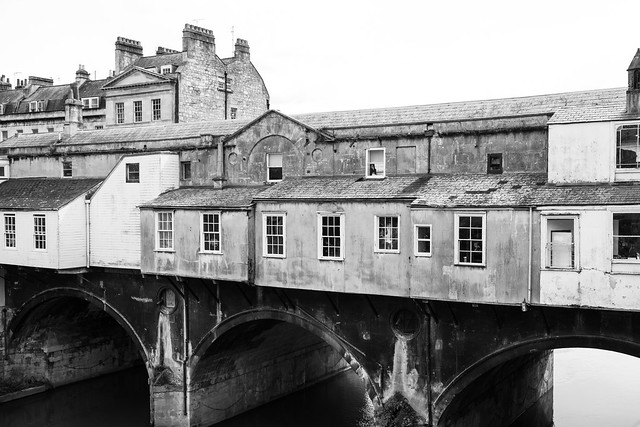 Bath - Pulteney Bridge, noth side
