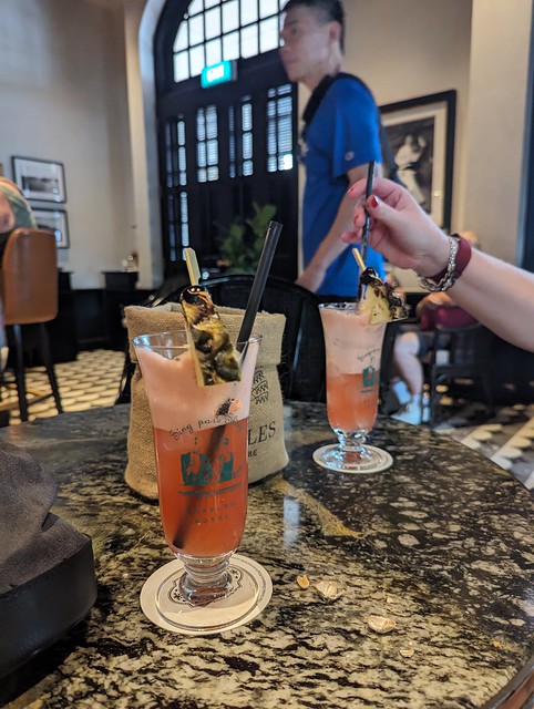 Singapore Slings for two