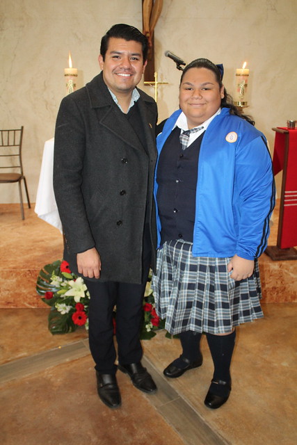 Jóvenes del Colegio San José reciben el sacramento de la Confirmación