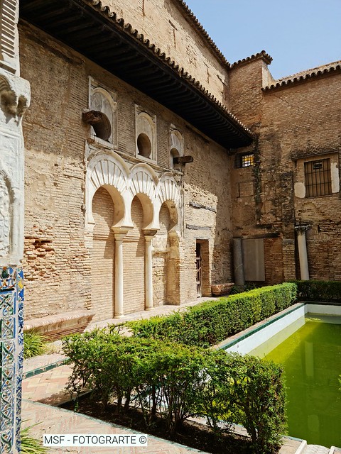 Patio del Yeso (Reales Alcázares, Sevilla, España)
