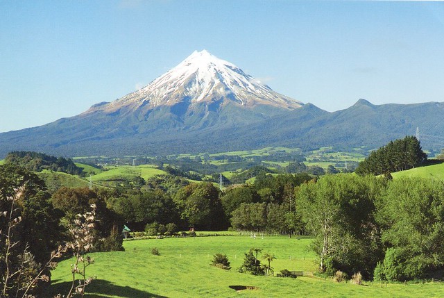 New Zealand - Mt. Egmont (Also known as Mt. Taranaki and Pouakai Range. 2518m)