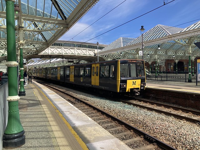Metrocars 4085 & 4075 at Tynemouth.