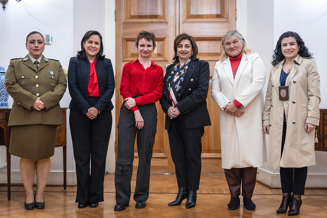 Reunión protocolar con representantes de ONU Mujeres - La Moneda | 29.04.24