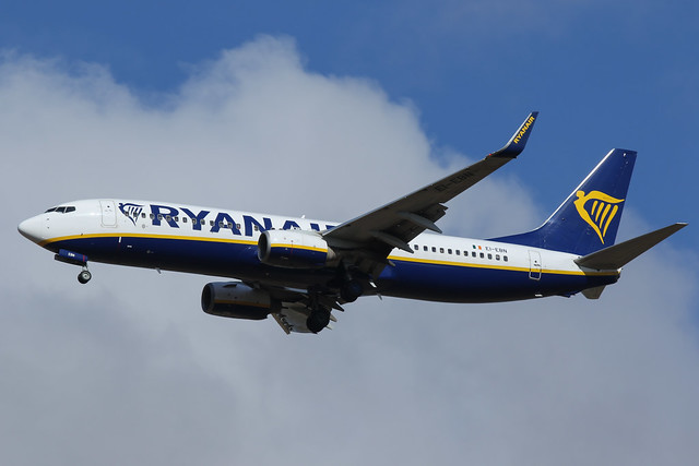 EI-EBN Boeing B737-8AS Ryanair Stansted 18th September 2022