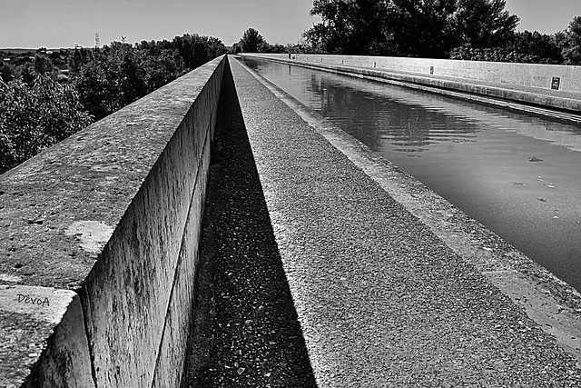 Pont-canal à Agen (Lot & Garonne)