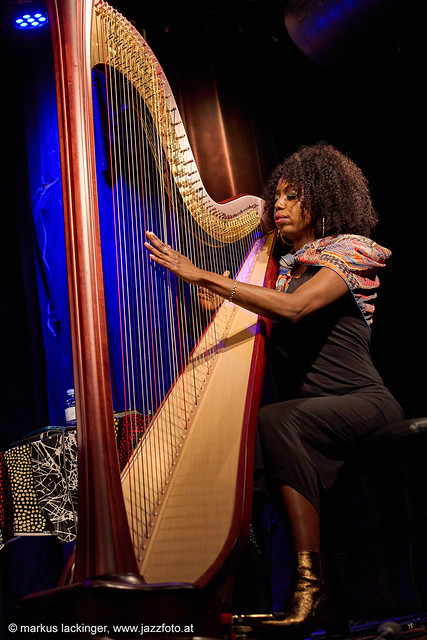 Brandee Younger: Harp