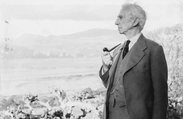Bertrand-Russell-filosofia-pensamiento-vejez-sociedad-1_vectorized