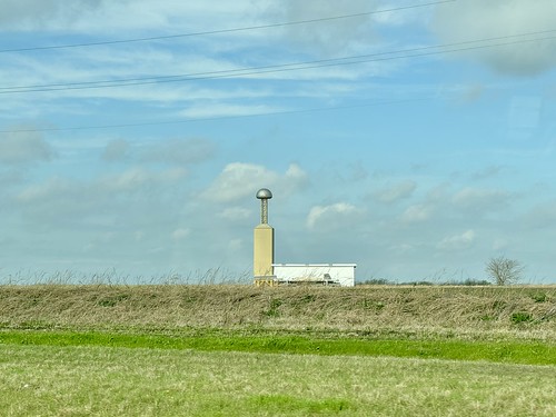 Radar Antenna from Interstate 35E, Milford, TX 