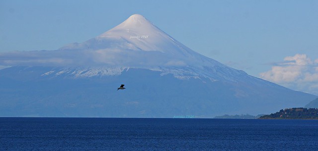 Lago Llanquihue y volcán Osorno.