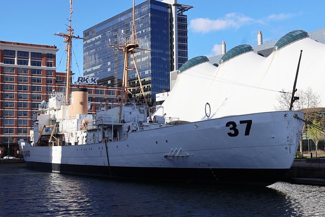 Baltimore - Inner Harbor: USCGC Taney (WPG/WHEC-37)