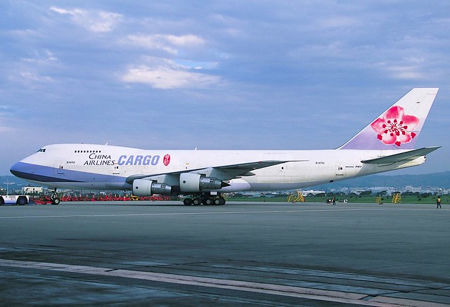 China Airlines Cargo 中華航空 Boeing 747-209B(SF) B-18755 (scanned FujiFilm Velvia)