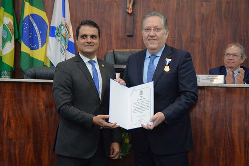 Sessão solene de entrega da Medalha Boticário Ferreira ao Senhor Valdomiro Távora (56)