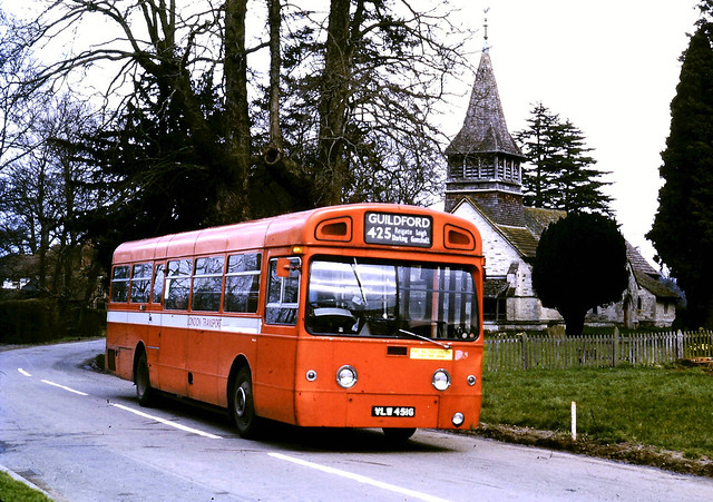 LCBS-MBS451-LondonTransport-VLW451G-Leigh-1975KNiib