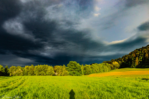 Weather & Rainbow & (anti)crepuscular rays, Slovenia, 2. May. 2024