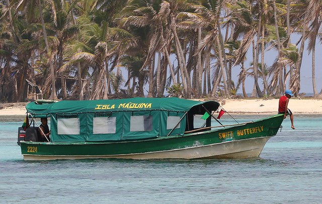 Boat Transport - San Blas Islands  (1) F