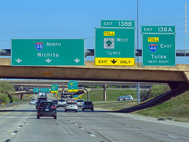 I-44/Kilpatrick Tpke Exit along I-35 North, 18 Mar 2023