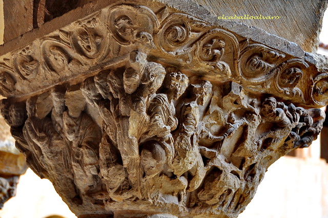 989 – Capitel Entrada Cristo en Jerusalén - Claustro - Monasterio de Santo Domingo de Silos (Burgos) – Spain.-
