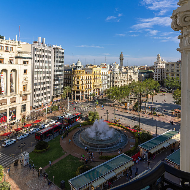 Balcony View - Looking Down on Plaza Ayuntamiento - City Centre (Valencia) (Olympus OM-1 & Leica Summilux 10-25mm f1.7 Zoom Lens)