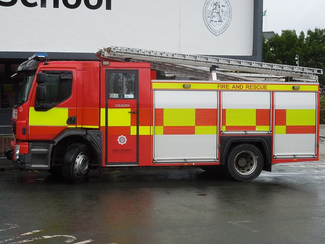 North Yorkshire Fire & Rescue Service (YJ57 BZF)