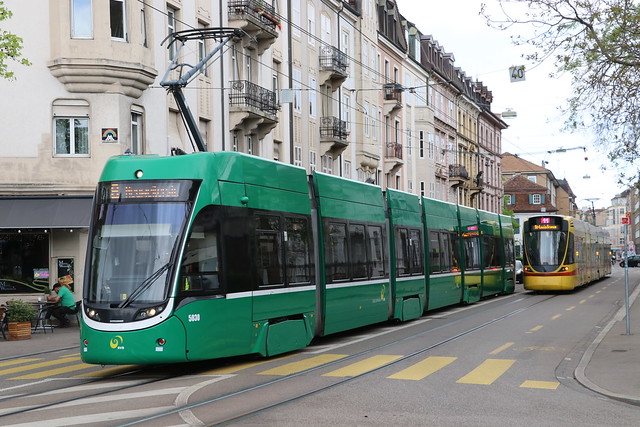 Suisse-Tram En Ligne No. 158 de mai 2024 (3/45) 2024-04-10, Basel, Hammerstrasse (Wettsteinplatz)