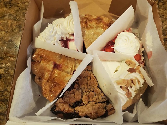 We visited Zukie's Pies in Clearwater today. They won 4 Blue Ribbons at the recent National Pie Championships in Orlando. I got the Assorted Pie sampler...hmmm....maybe dinner? (They make killer cookies too, beats crumbl cookies hands down). @zukiespies