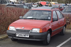 1989 Vauxhall Astra 1.3 GL F346NPP.