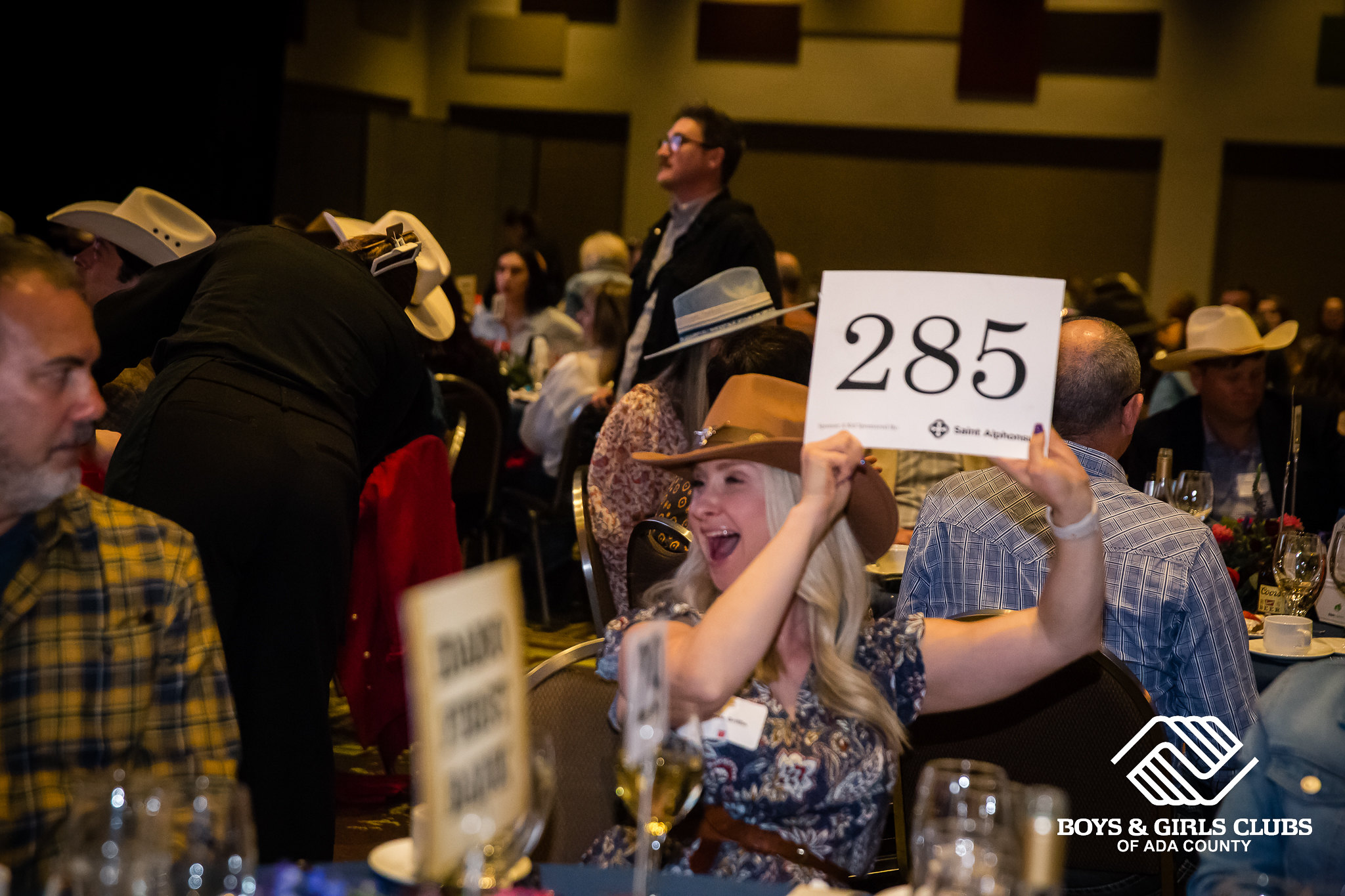 Wild West Auction '24-074