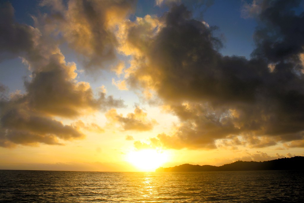 Peruvian Rising Sun A RISING SUN | Sunrise | PINOY PHOTOGRAPHER | Flickr