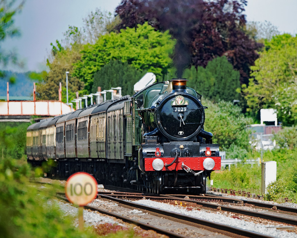 Flickr Yatton cc yatton 5124 | m.c.g.owen | Flickr