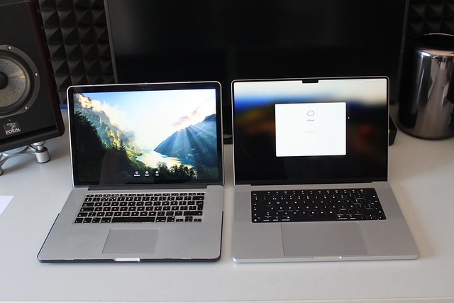 MacBook Pro 16 M3 Pro Max Silver
