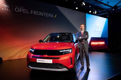 Estreia Mundial do Opel Frontera: Uma nova era na mobilidade