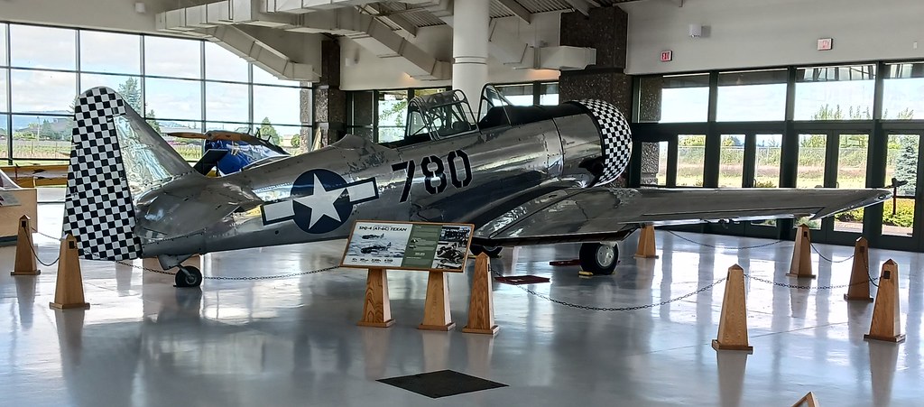 North American AT-6C Texan | The T-6 series was derived from… | Flickr