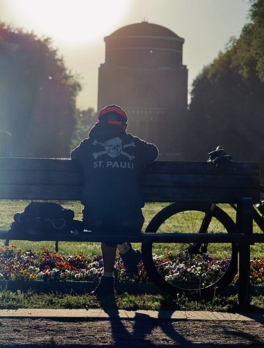 St. Pauli - Planetarium- Stadtpark = HAMBURG ! by ThomaS E.S., mehr HAMBURG passt nicht auf ein Foto - Congratulations zum Aufstieg !hamburg hansestadt planetarium
