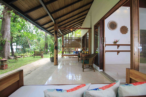 Deluxe Cottage Balcony