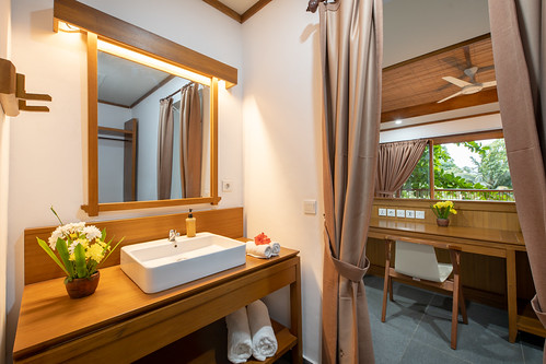 Murex Bangka - Premium Hillside Cottage interior
