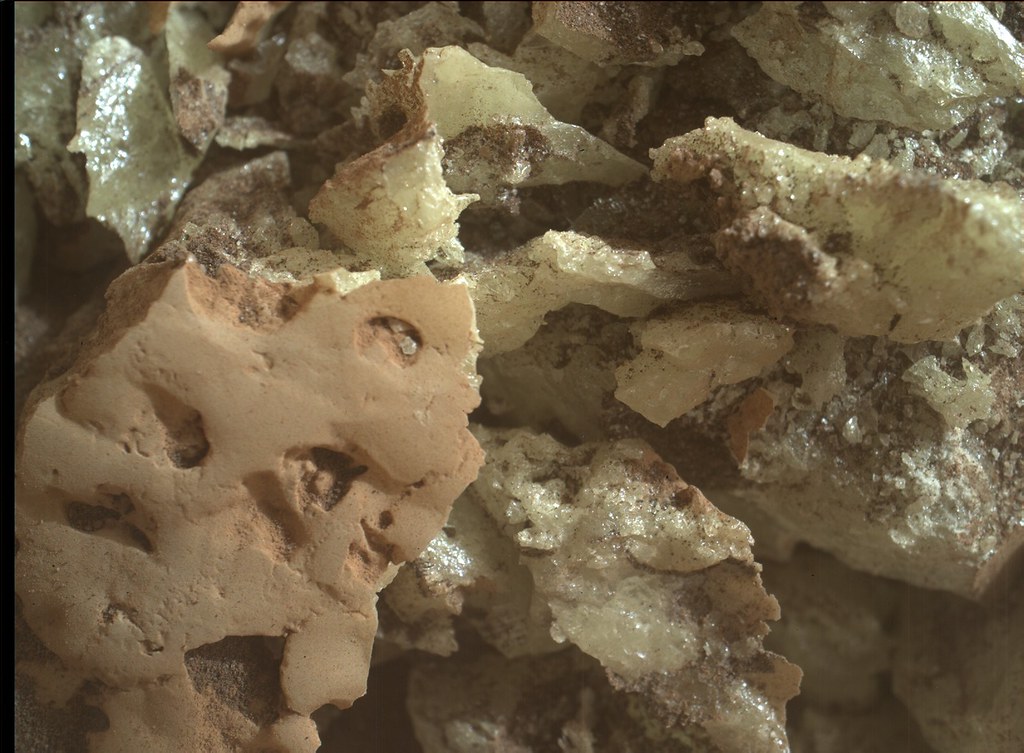Small Rocks and Sand 3 | Edited Curiosity hand lens camera (… | Flickr