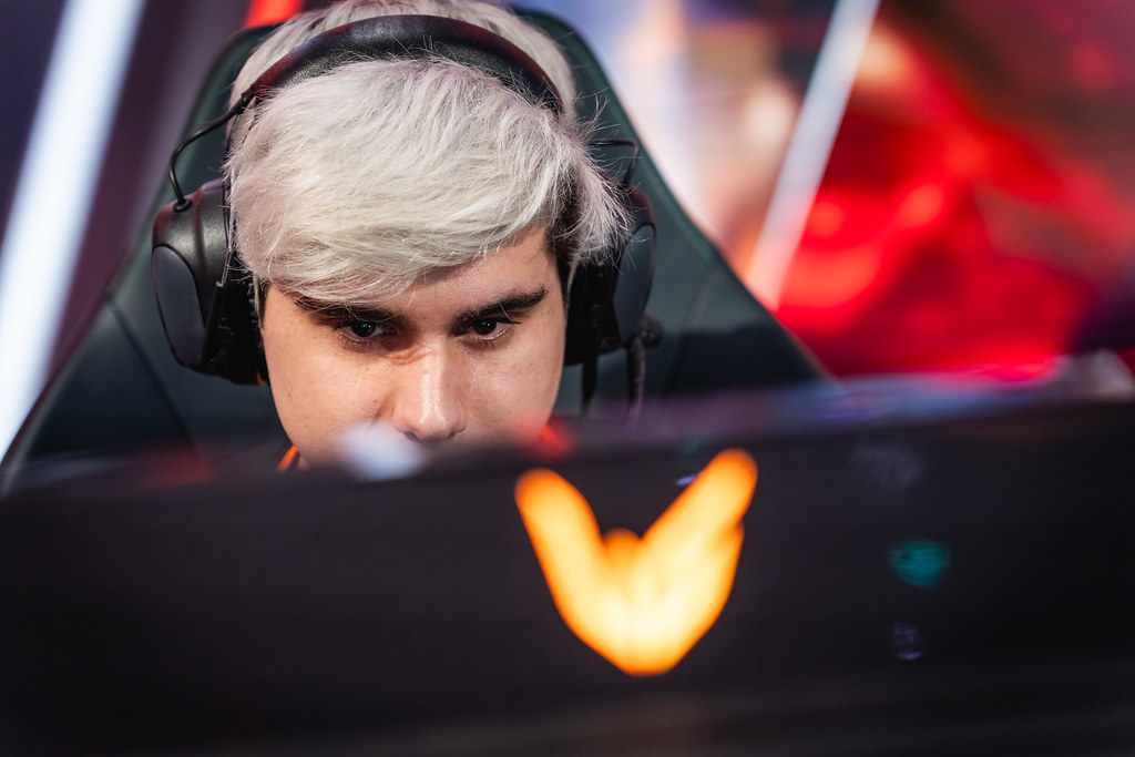 LEC Summer 2024 Playoffs Week 1 Day 2