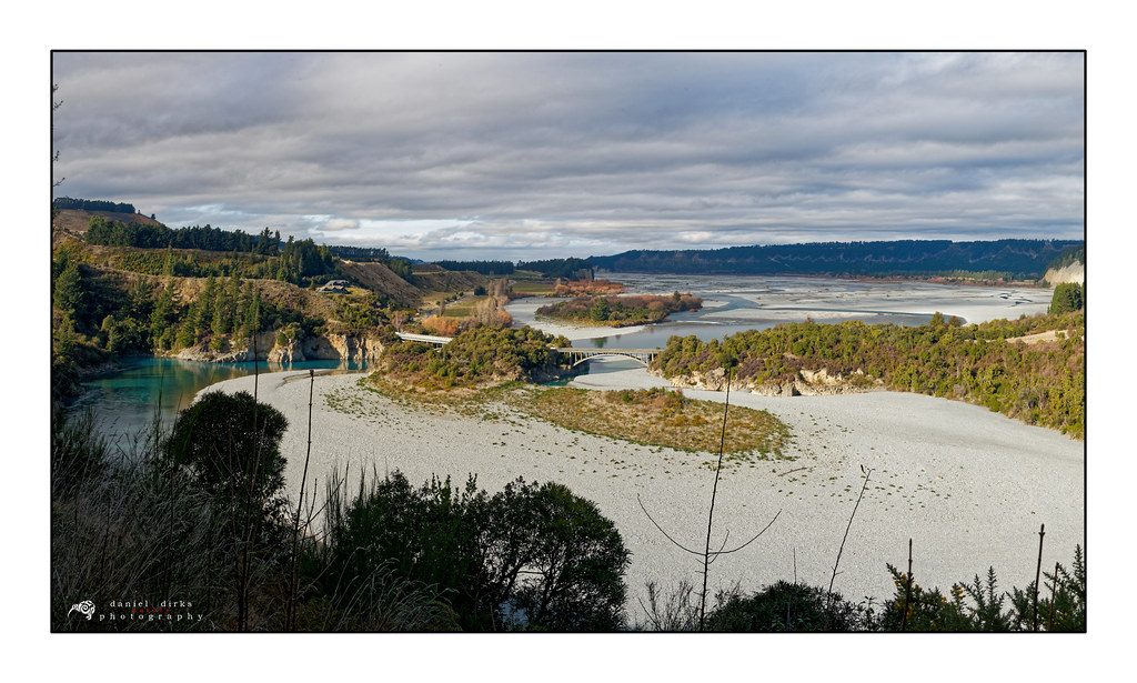 Rakaia River | The Rakaia River Bridge that lies at the star… | Flickr