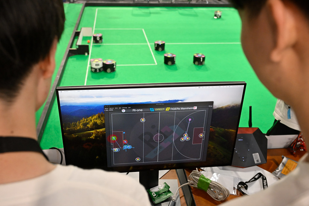 RoboCup 2024 - Soccer SSL semi-final | RoboCup Soccer: Small… | Flickr