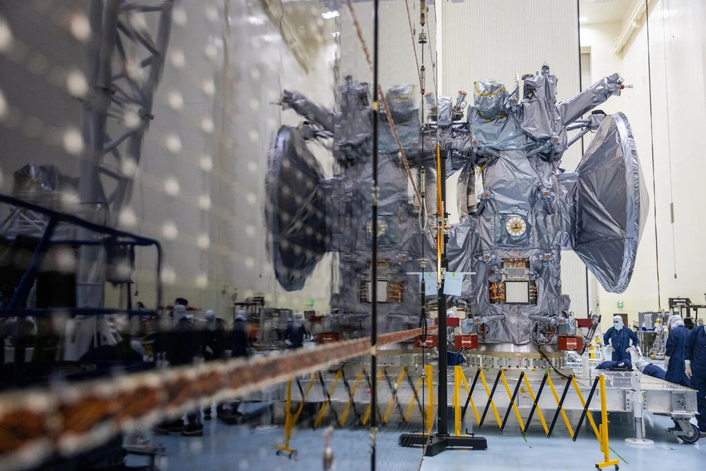 Europa Clipper Solar Array Alignment and Install | Technicia… | Flickr
