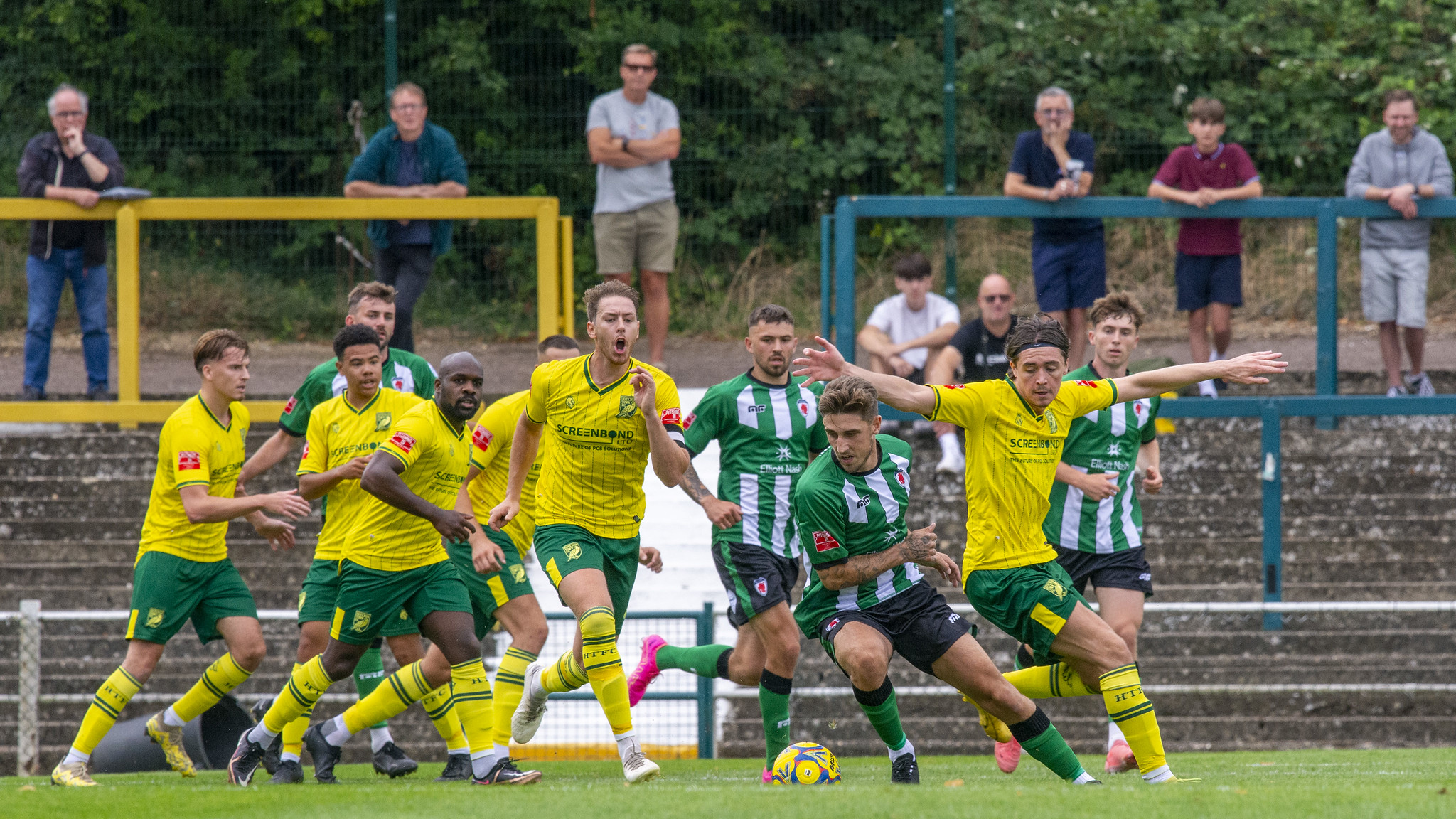 Hitchin Town 1-3 Bromsgrove Sporting