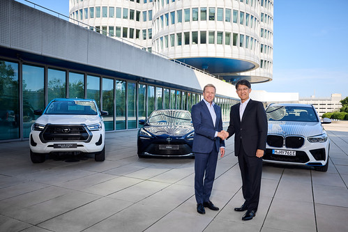 Toyota e BMW reforçam parceria para impulsionar a mobilidade a hidrogénio
